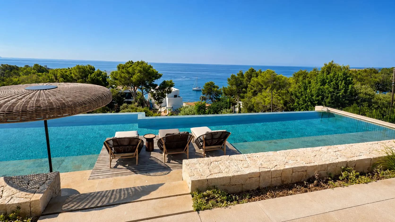 Infinity pool above the bay at Bendinat, southwest Mallorca